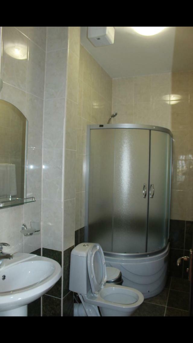 Hotel Laeti-Zhaiyk Atyrau Exterior photo