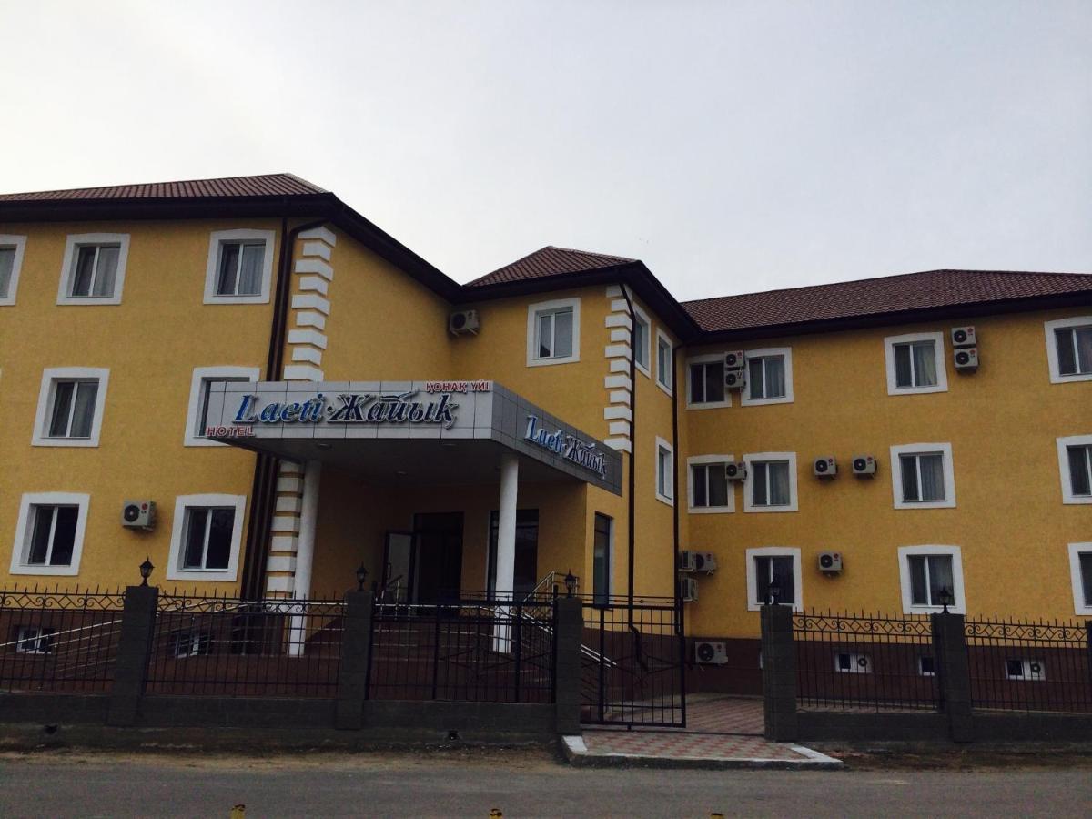 Hotel Laeti-Zhaiyk Atyrau Exterior photo
